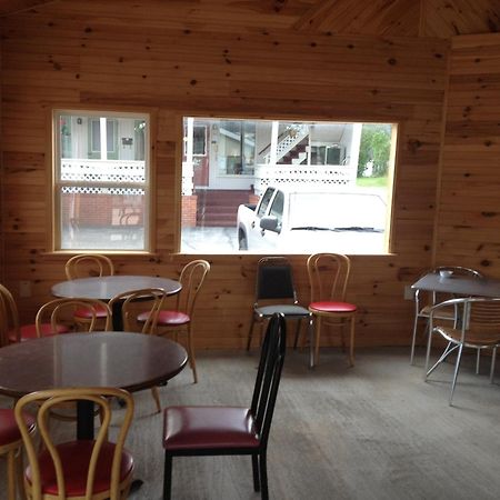 Northern Peaks Motor Inn ゴーラム エクステリア 写真