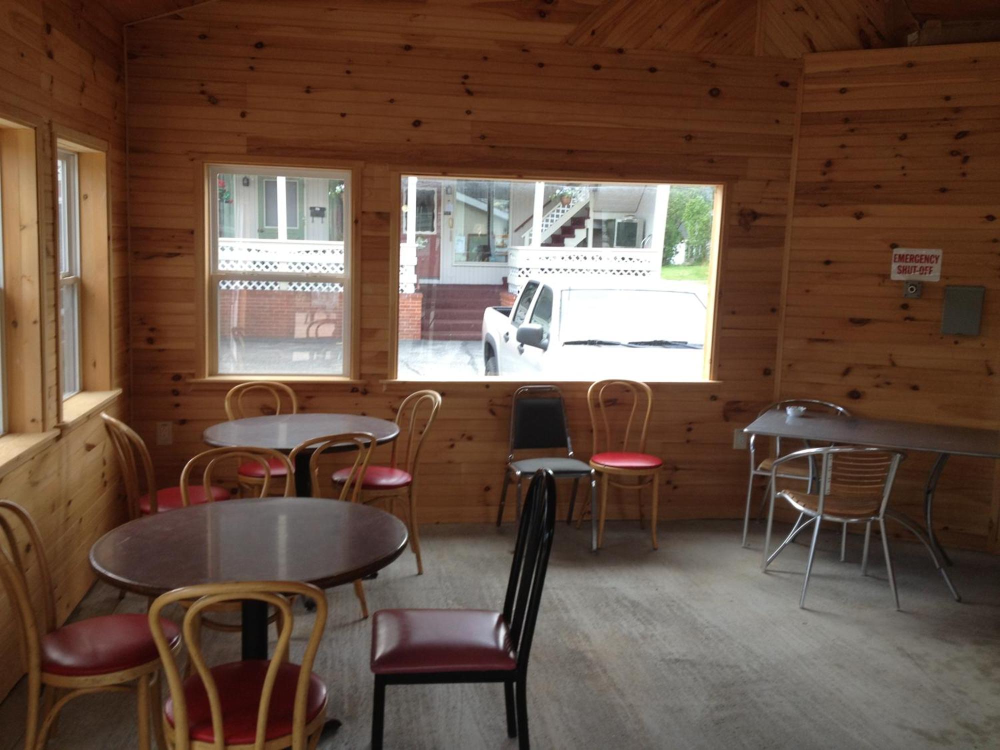 Northern Peaks Motor Inn ゴーラム エクステリア 写真